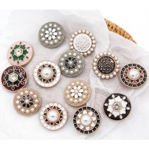 4pcs Round Diamond Pearl Gold Metal Buttons For Clothing Women Sweater Vintage Decorative Coat Buttons Sewing Accessories