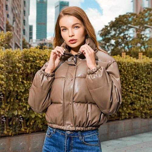 2021 Winter Thick Warm Short Parkas Women Fashion Black PU Leather Coats Women Elegant Zipper Cotton Jackets Female Ladies