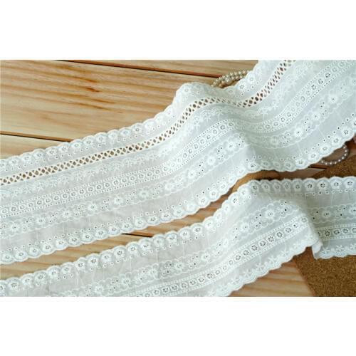5 Yards Off-white cotton embroidery flower lace trim Delicate Fabric Sewing Applique DIY ribbon trim Garment Bed cover