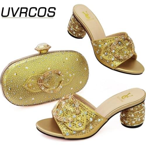 2021 New Arrival Italian Design Nigerian Fashion Summer Flower Style Party Women Shoes and Bag Set in Champange Gold Color