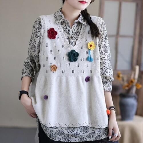 QPFJQD Ladies Knitted Vest V-Neck Sleeveless Solid Color Spring Autumn Women Retro Loose Embroidery Vest Hollowed Out
