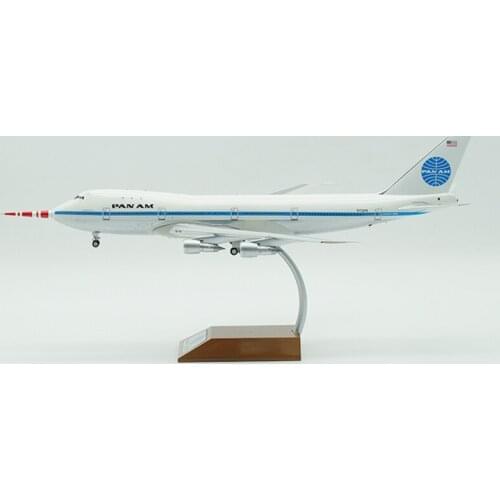 1:200 Scale PAN AM Airline airplane 747 B747-100 N732PA clipper storm king model Toy with base landing gear alloy aircraft plane
