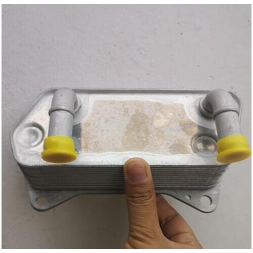 Parts OE No 02E 409 061B engine oil cooler 02E409061B OEM No 02E 409 061 B