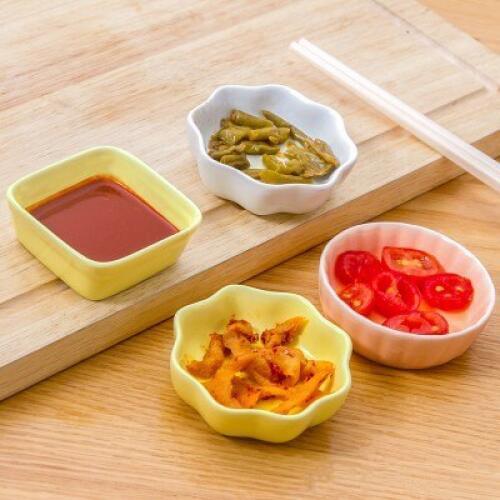 Creative home ceramics seasoning dish dessert plate Kitchen Bowl kitchen Tool Small Dishes 7.3*7.3CM