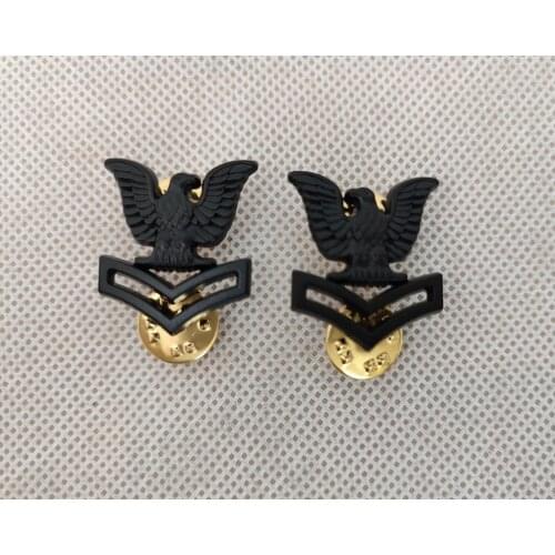 PAIR U.S. NAVY/ MARINE CORPS BLACK METAL COLLAR HAT PIN DEVICE: E5 SECOND CLASS PETTY OFFICER SEABEE