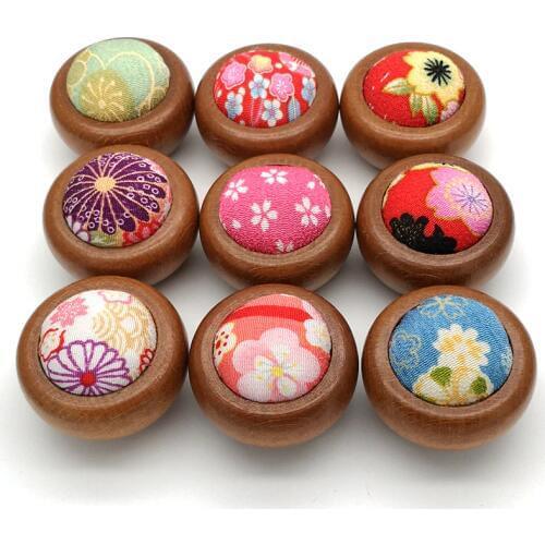 1pcs Wood Bottom Base Needle Pin Cushion Pillow Holder Sewing Craft Stitch