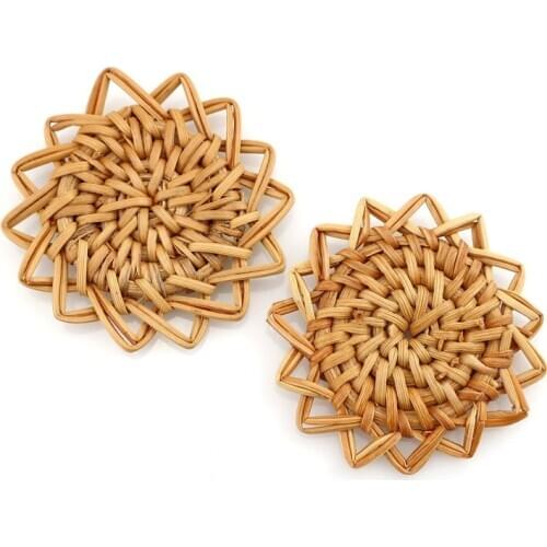 2pcs Handmade Rattan Weaving Geometric Polygon Shapes Charm Beads For Earring DIY Jewelry 22711
