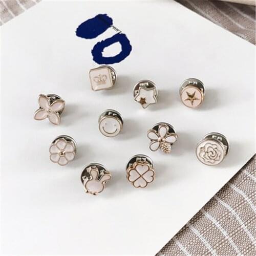 10Pcs Prevent Accidental Exposure Buttons Brooch Pins Badge Jewelry Gifts for Friends Imitation Pearl Circle Brooch Pins