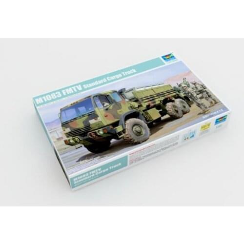 Trumpeter 01007 1/35 M1083 FMTV Standard Cargo Truck - Scale Model Kit