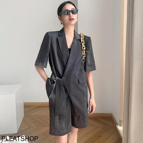 Two-piece Crumpled Fabric Temperament Age-reduction Loose Tie Design Sense of Short-sleeved Pants Suit Suit Women 2 Piece Set