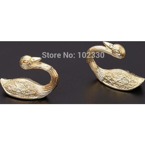 Zinc Alloy Curtains Hooks Swan Patterned Curtain Accessories Golden Window Curtain Holder Metal Curtain Wall Hooks ZA6919