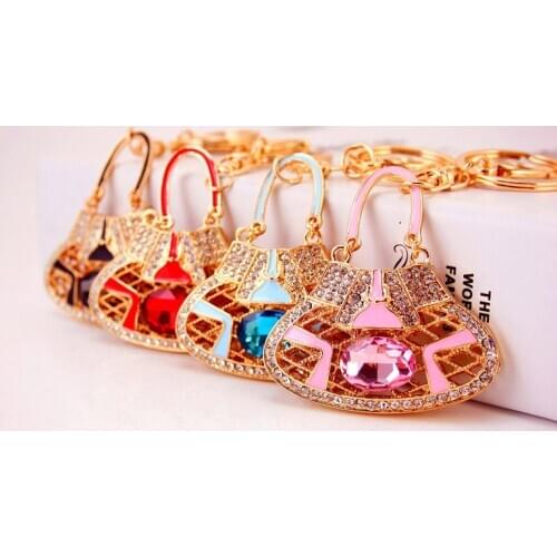 2021 New Cute Crystal Zodiac Ox Keychain Metal Rhinestone Key Chains Men and Women Car Bag Accessories Cow Car Keyring Wholesale