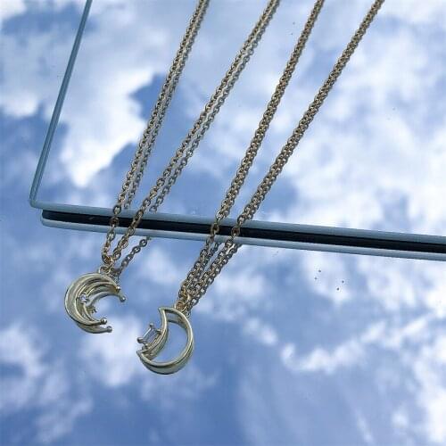 New Fashion Retro Moon Geometric Pendant Necklace Party Simple Ladies Jewelry Accessories