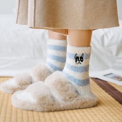 New Women Cozy Striped Socks Winter Warm Sleep Bed Socks Floor Home Fluffy Socks Coral Velvet Feet Warmer Christmas Gift Meias