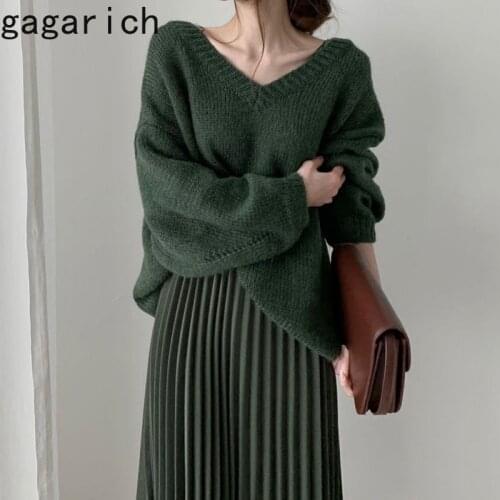 Gagarich Chic Set Woman Korean Autumn Winter Slimming V-neck Clavicle Knitted Sweater High-waist Pleated Skirt Female Suit Tide