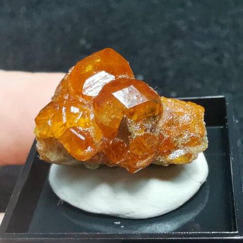 4.1 g 100% natural garnet crystal mineral stone home decoration healing energy geology teaching collection jewelry (send box)