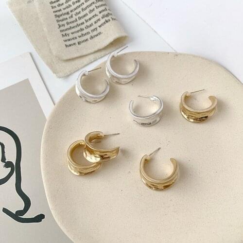 ZDMXJL 2020 New Women Earring Fashion Delicate Simple Semicircle Metal Stud Earrings For Women Jewelry Girl Party free shipping