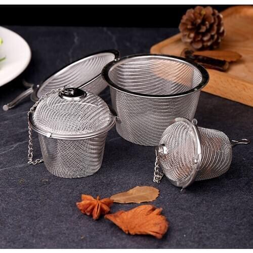 Durable 4 Sizes Silver Reusable Stainless Mesh Herbal Ball Tea Spice Strainer Teakettle Locking Tea Filter Infuser Spice
