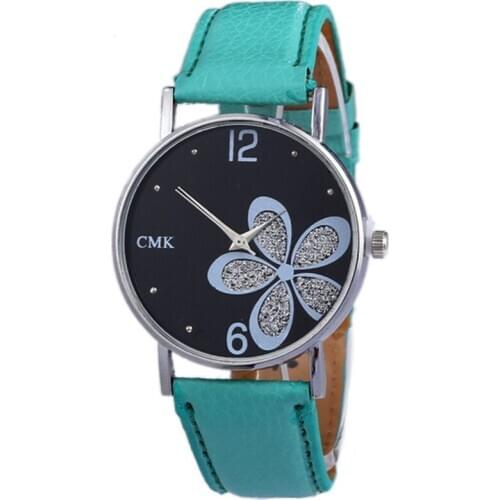 Montre dame 2020 Small Fresh Student Quartz Watch Women Fashion Flowers Leather strap Watch Ladies Dress Wristwatches Gifts