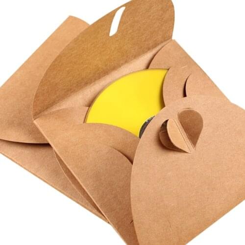 40 Pcs/lot 13x13cm Postcard&Greeting Cards Envelop Vintage Heart Kraft Paper Invitation Cards Bags CD Disc Paper Bag Wholesale