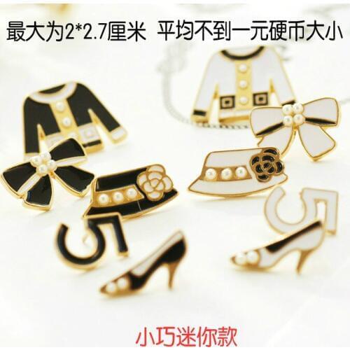 Mini hat cap clothes high heel shoes digital letter 5 bow tie brooch female black orwhite pearls pin CC collar brooch accessory