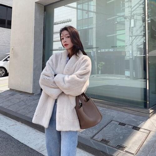 2021 Newest fur winter coat loose fashionable velvet mink fur womens long sleeve white black warm autumn winter fashion top