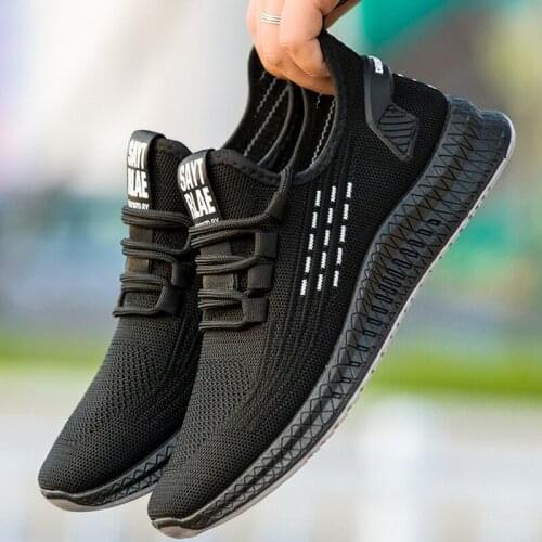 Ultra Light Breathable Men Sport Blade Red Sock Sneakers Athletic Fitness Trainer Platform Gym Tennis Male Shoes Tenis Masculino