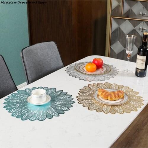 1pcs Coaster Insulation Table Mats Pads PVC Hollowed-out Table Placemat Non-slip Mats Coffee Tea Place Mats Elegant Flowers Mat
