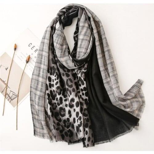2021 Fashion Newest Leopard Printed Cotton Viscose Printed Scarf Shawls Wraps Hijabs 2Colors 10pcs/lot