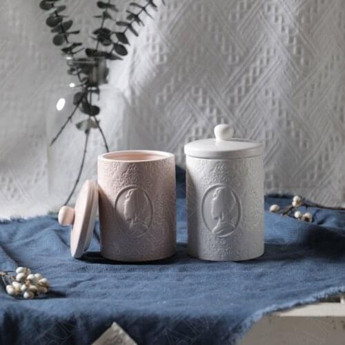 European Ceramic Storage Jars with Lid Relief Decorative Cereal Dispenser Desktop Dried Fruit Snacks Organizer Home Decoration