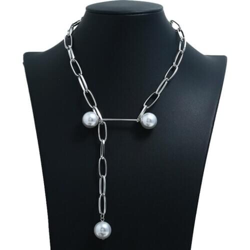 Vintage Cool wind necklace web celebrity punk style pearl necklace sweater metal chain exaggerated personality bouncing necklace