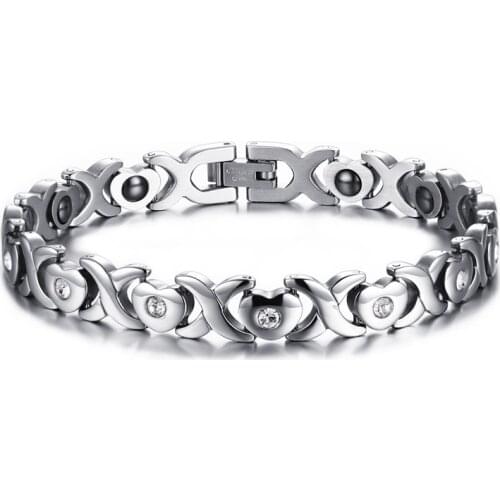 2021 Stainless Steel European And American Fashion Jewelry Heart-shaped Temperament And Unique Bracelet Suitable For Women