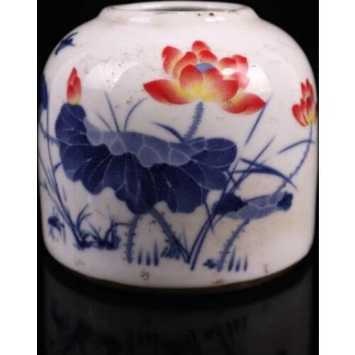 China seiko Blue and white ceramic Horses hoof shape jar crafts statue