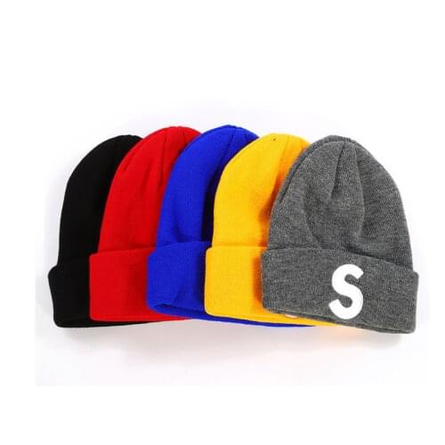 New 2020 Korean Embroidery Letters S M Knitted Caps Autumn Winter Brand Skullies Beanies Lover Hats For Women And Men Pompom