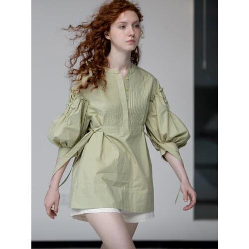 Fresh and refined white green chic top design womens medium long flared sleeve shirt D1278