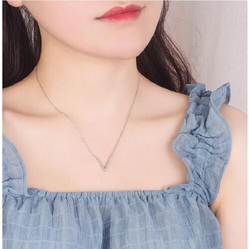 S925 Sterling Silver Necklace Female Fashion Personality Micro-inlaid V Diamond Letter Zircon Pendant Clavicle jewelry