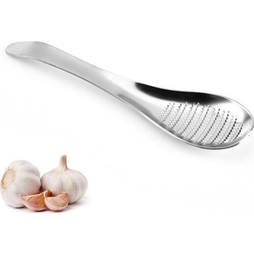 1PC New Multifunctional Stainless Steel Ginger Grater Spoon Kitchen Garlic Press Lemon Peeler Tools Cooking Gadgets OK 0971