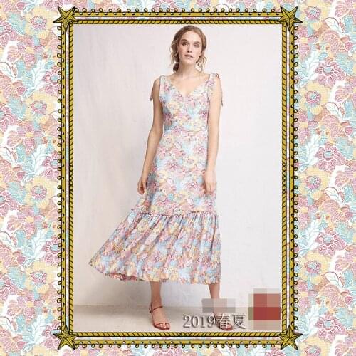 New pre-sale 2019 spring and summer fashion print fabric for dress shirt womens clothing cloth wholesale