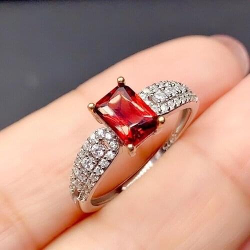 Casual Silver Gemstone Ring for Offive Lady 5mm*7mm Natural Garnet Ring 925 Silver Garnet Jewelry
