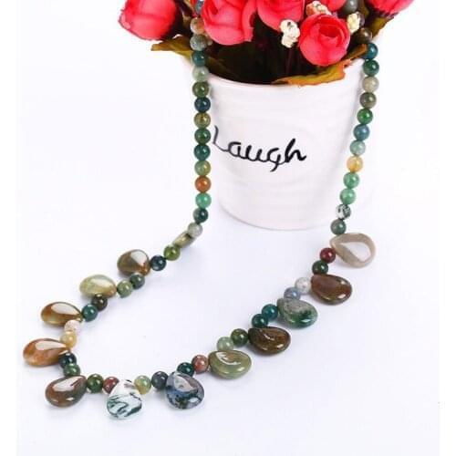 Womens Neceklace Aquatic Agate Clavicle Chain Round Beads Water Drop Shape Necklace Gift for Females Fine Jewelry