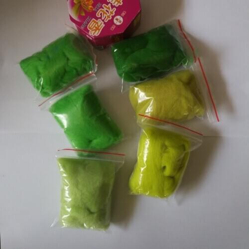 JX-LCLYL New 60g MERINO Woodland Green Shades Dyed Wool Tops Roving For Needle Felting