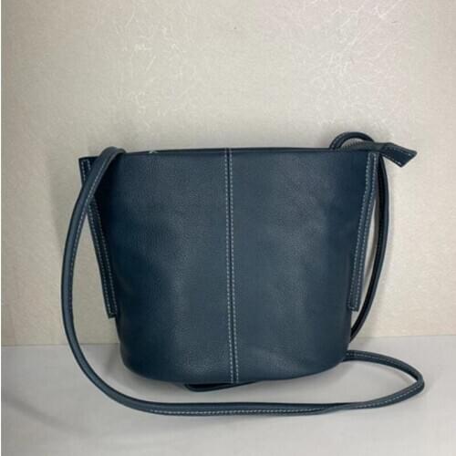 Ladies High 2020 Quality Leather Handbags Casual Bucket Bag Solid Color Zipper Casual Shoulder Crossbody Bag Bolsa Feminina