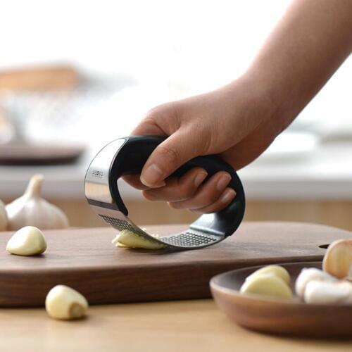 Garlic Press Garlic Peeler Press Rocker Ginger Crusher Squeezer Stainless Steel Garlic Mincer Crusher And Peeler LX8269