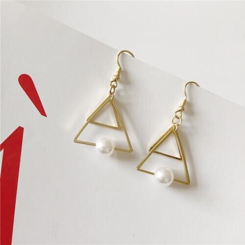 Classic Hollow Geometric Metal Triangle Pearl Inlaid Drop Earrings Korean Simple Pendent Earrings for Women Girls Jewelry Gift