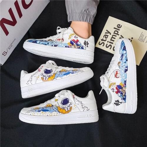 Mens Casual Shoes Low top Flats Student Shoes Men Fashion Sneakers Trend Board Shoes Breathable Non-slip Hot Sale Walking Shoes