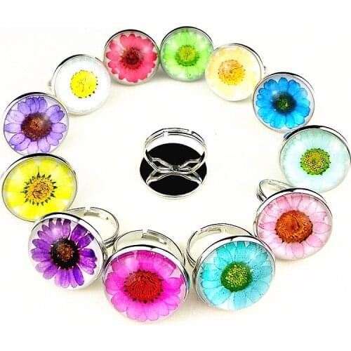 Jiangzimei 24pcs Daisy, Chrysanthemum, Dried Flow,Cashew Flower Ring Glass Cabochon finger ring as party gift for women Girl