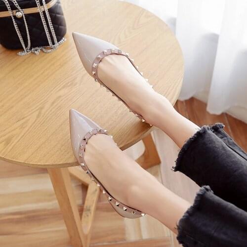 Donna-in Ballet Shoes