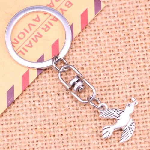 New Fashion Keychain 21x19mm swallow Pendants DIY Men Jewelry Car Key Chain Ring Holder Souvenir For Gift