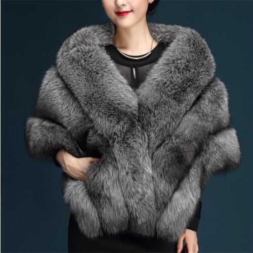2020 Winter Faux Fur Coats luxury fox fur imitation mink fur poncho bridal wedding dress shawl cape women vest fur coat
