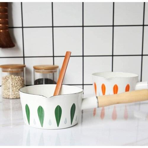 Hot Enamel Small Milk Pot Baby Food Cooking Pot Frying Pan Beautifully Patterned Soup Pot with Wooden Handle